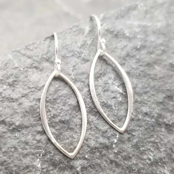 Elizabeth Jewelry| Earrings