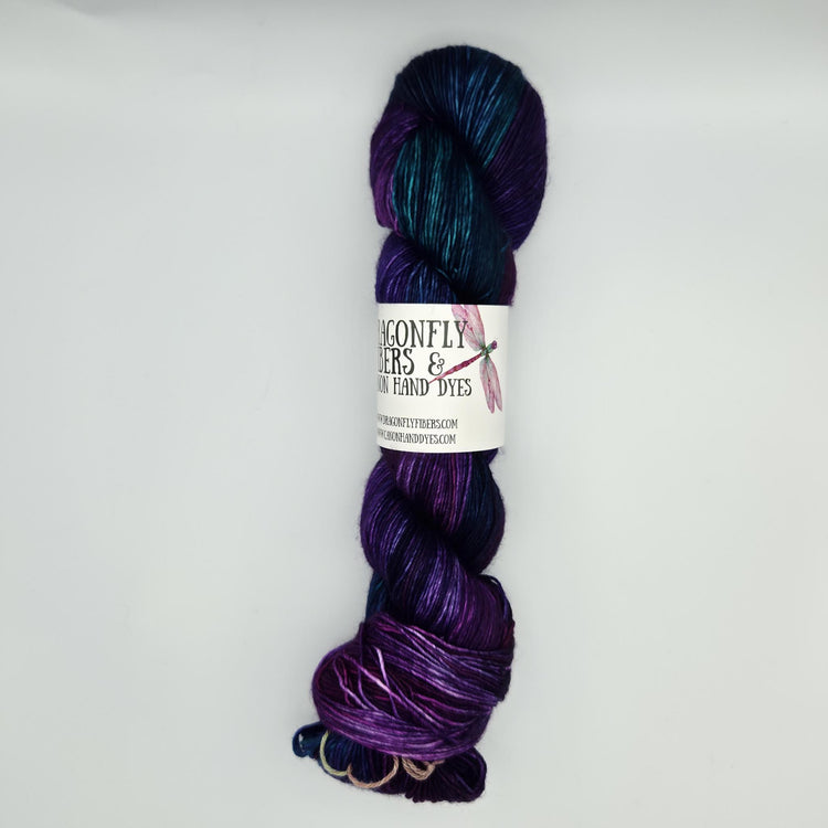 Dragonfly PIXIE (Fingering Weight 100% Superwash Merino)