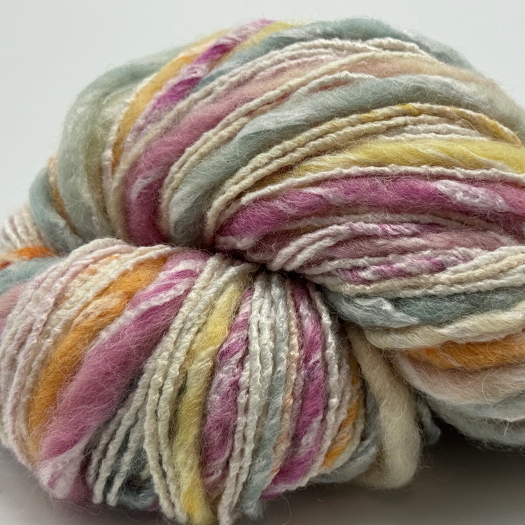 Universal Yarn| Bamboo Bloom Handpaints|Wool and Bamboo