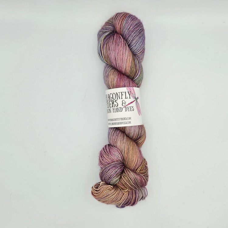 Dragonfly PIXIE (Fingering Weight 100% Superwash Merino)