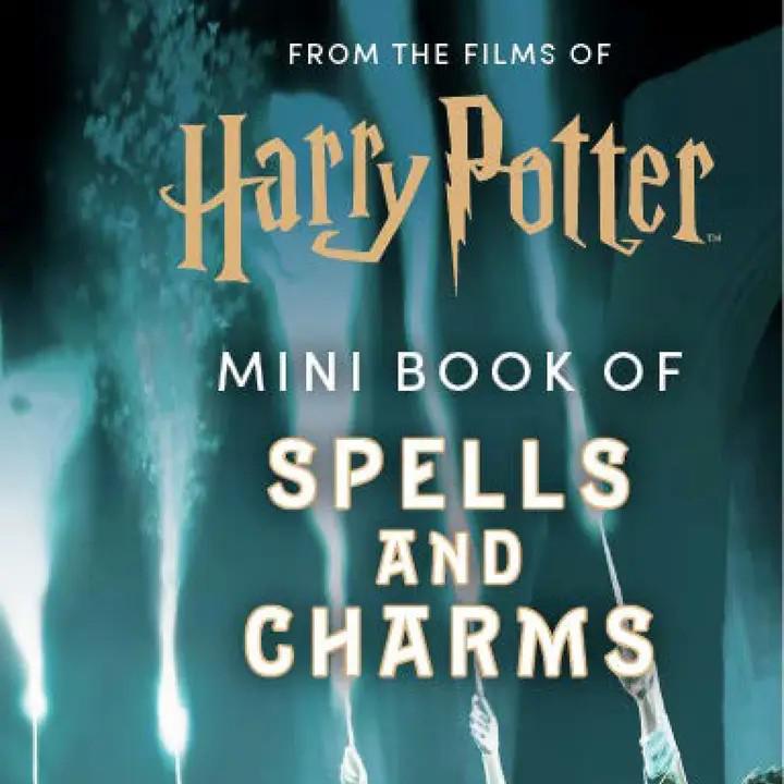 Harry Potter|Mini Book of Spells and Charms|Insight Edition
