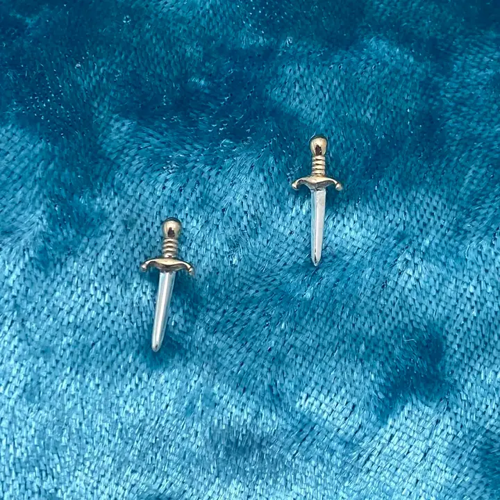 Elizabeth Jewelry| Earrings