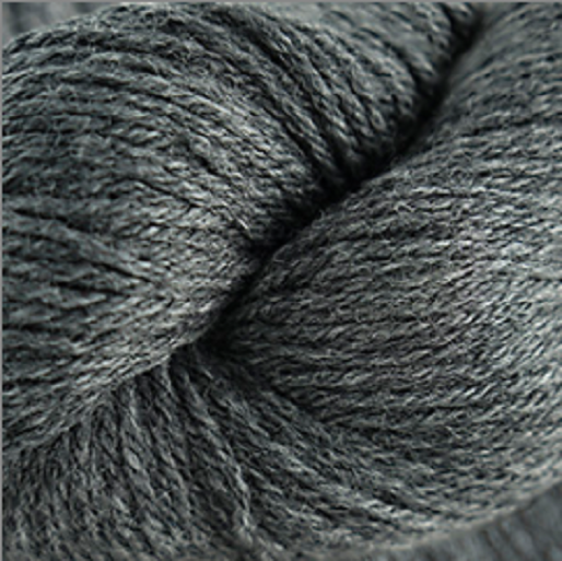 Cascade Yarns| 220 Solids & Heathers Yarn | Worsted Weight | Wool