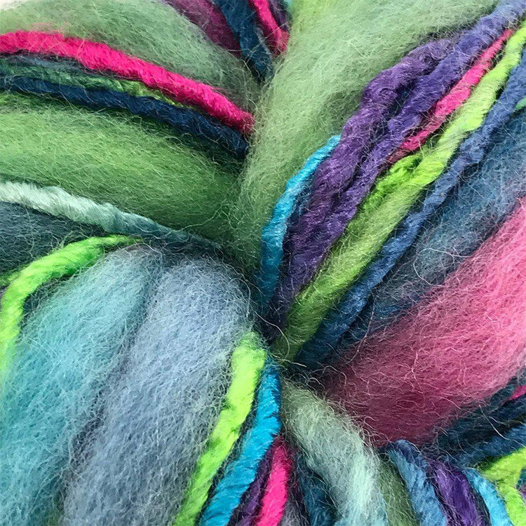 Universal Yarn| Bamboo Bloom Handpaints|Wool and Bamboo