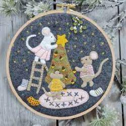 Corinne Lapierre| Wool Mix Felt Applique Hoop Kit