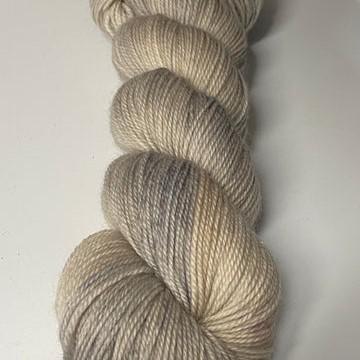 DragonFly Fibers |Downton Abbey Yarn| Sock / Fingering