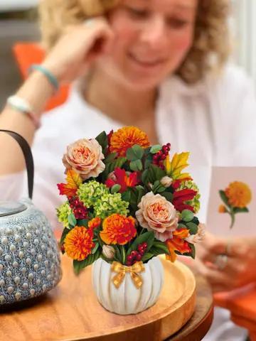 FreshCut Pop Up Scenes and Greeting cards| Mini & Life sized pop-up bouquets
